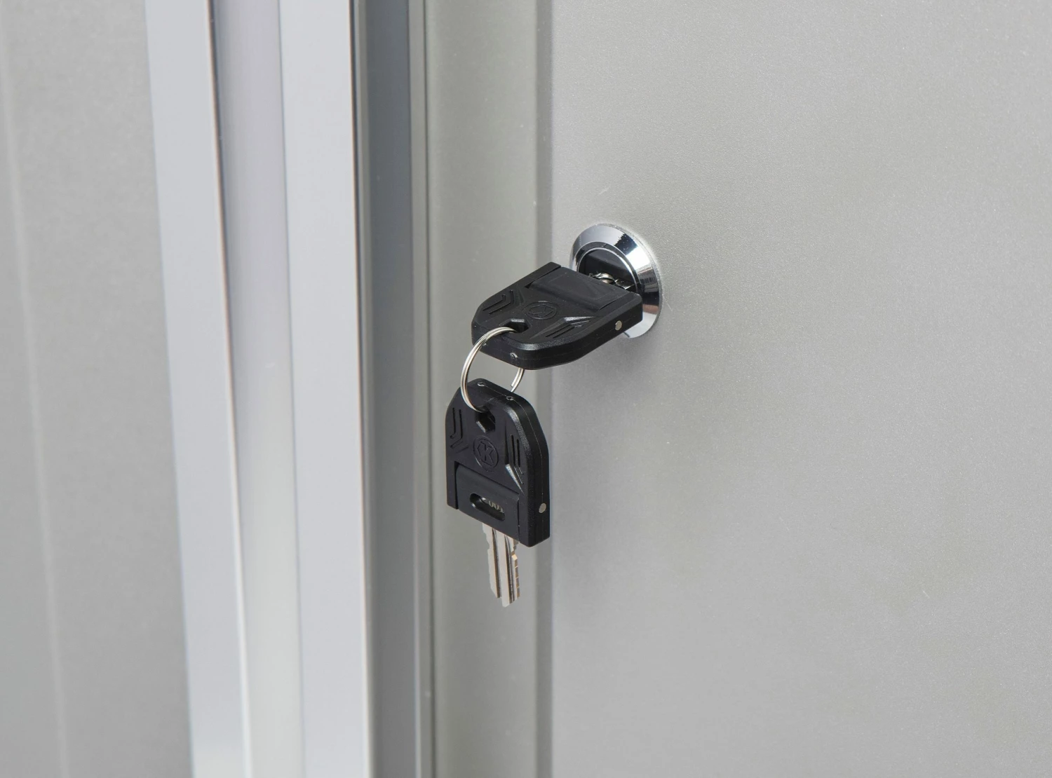 Kobalt Garage Cabinets 36-in W x 72-in H x 18.5-in D Steel Freestanding Garage Cabinet 3 Kobalt Garage Cabinets 36-in W x 72-in H x 18.5-in D Steel Freestanding Garage Cabinet - Image 3