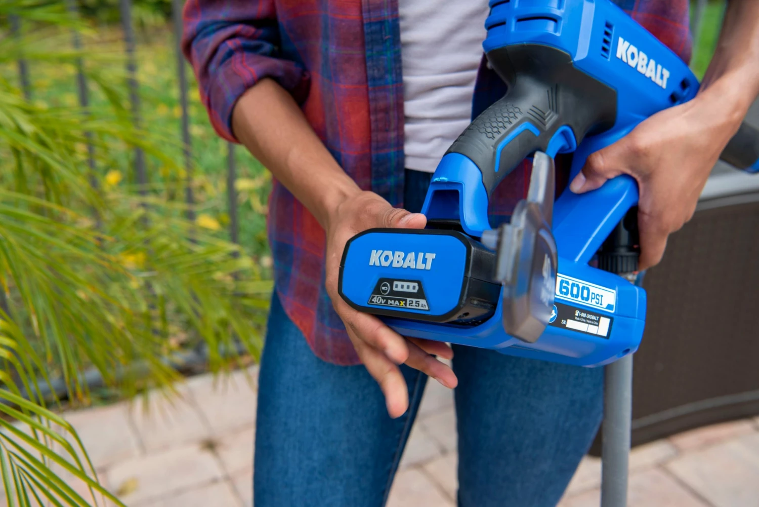 Kobalt Electric Pressure Washers 600-PSI 0.8-GPM Cold Water Electric Pressure Washer 6 Kobalt Electric Pressure Washers 600-PSI 0.8-GPM Cold Water Electric Pressure Washer - Image 6