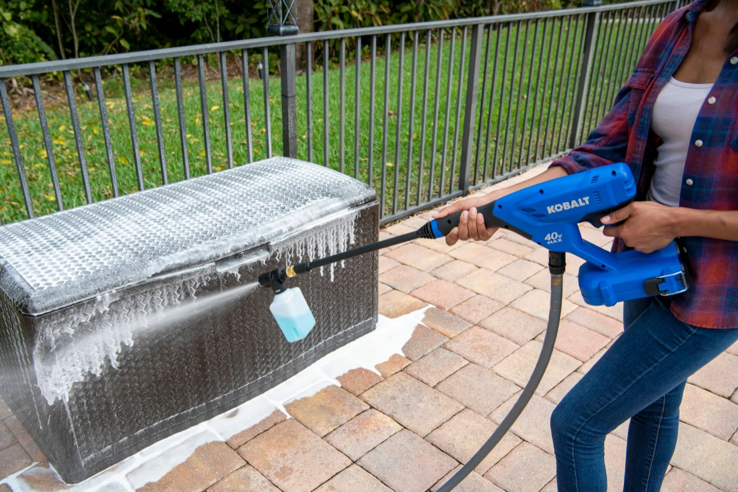 Kobalt Electric Pressure Washers 600-PSI 0.8-GPM Cold Water Electric Pressure Washer 7 Kobalt Electric Pressure Washers 600-PSI 0.8-GPM Cold Water Electric Pressure Washer - Image 7