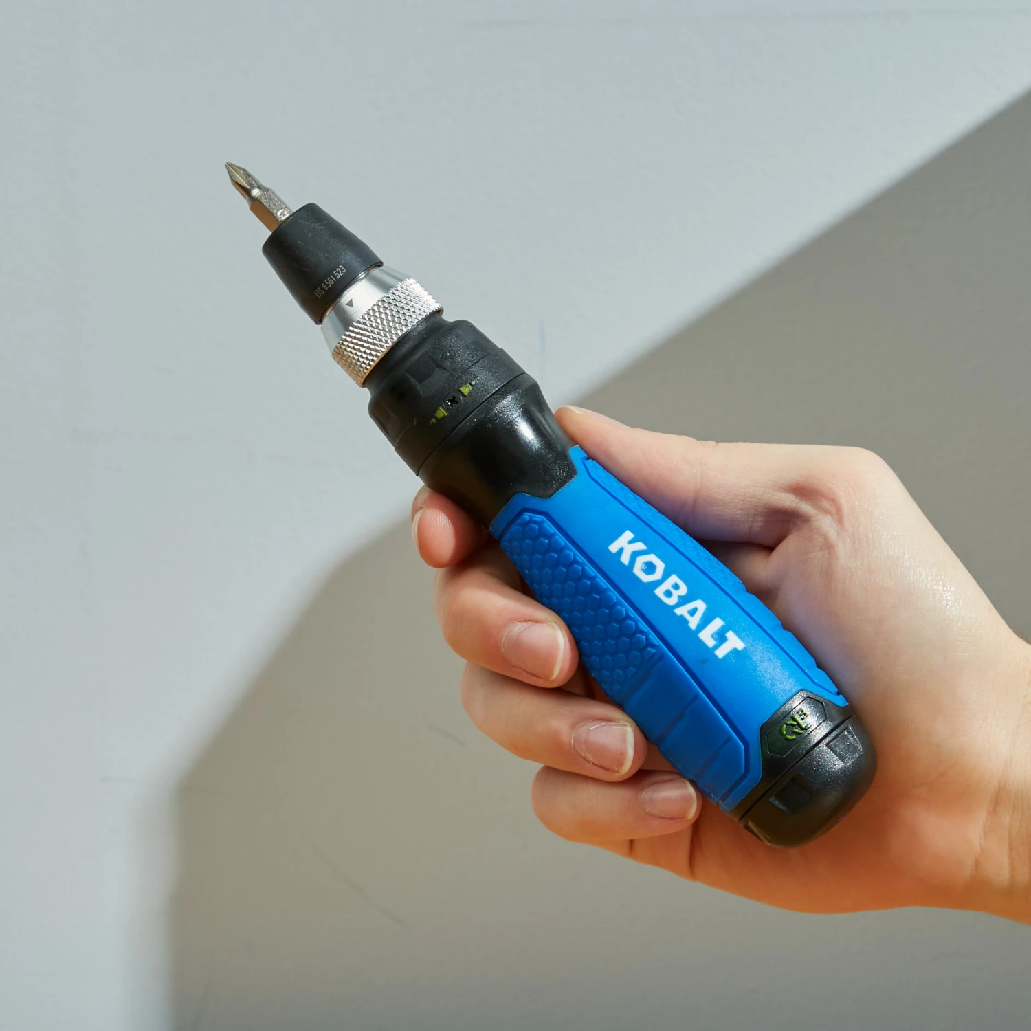 Kobalt Screwdrivers Ratcheting screwdriver set 10-Piece Plastic Handle Ratcheting Set Multi-bit Screwdriver Set 4 Kobalt Screwdrivers Ratcheting screwdriver set 10-Piece Plastic Handle Ratcheting Set Multi-bit Screwdriver Set - Image 4